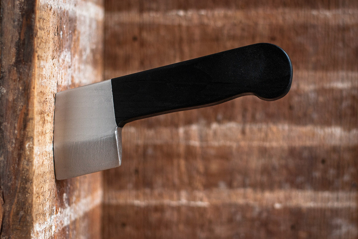 mountable wooden knife wall hook set hanging on wall