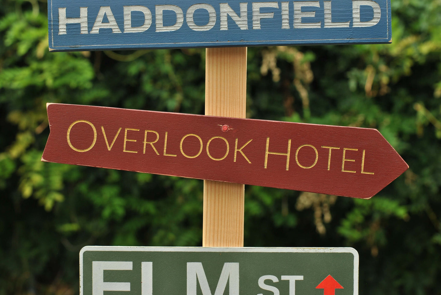 Customizable Horror Directional Post & Signs